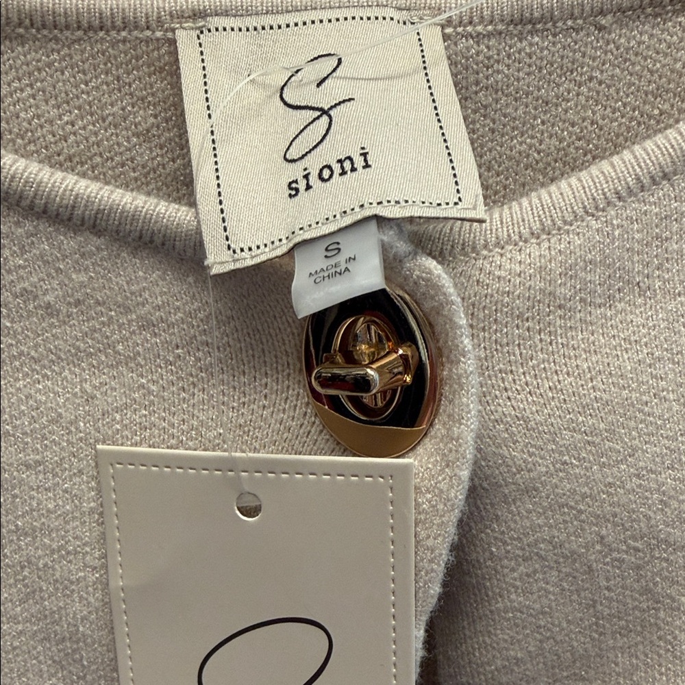 Sioni Winter White Cardigan - Picture 3 of 6